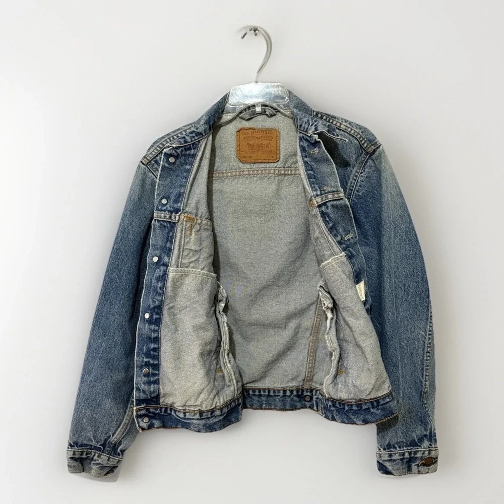 VTG Levi's Type III Trucker Denim Jean Jacket 70505 2016 USA 70s-80s Medium Wash - Picture 6 of 16